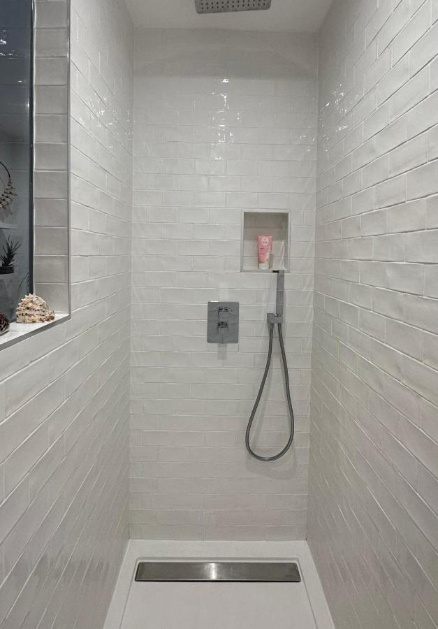 Les Hortensias Chambre Independante Avec Sdb Et Toilettes Privees Dans Une Maison En Foret Proche Du Golf Et De La Plage Entree Independante Avec Acces Prive Le Touquet エクステリア 写真